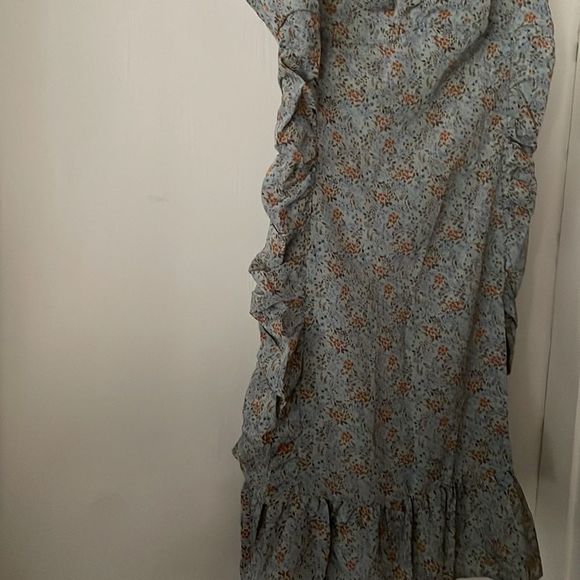 Urban Outfitters  Sz 16 Jr. Zipper Down Back Ruffle straps Nwt bundle item only - Picture 3 of 11